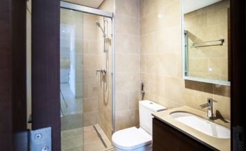 Apartment Real Estate Photographer - Bathroom