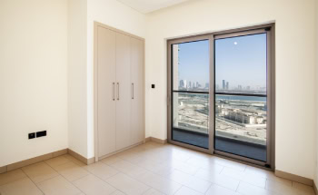 Apartment Real Estate Photographer - Master Bedroom